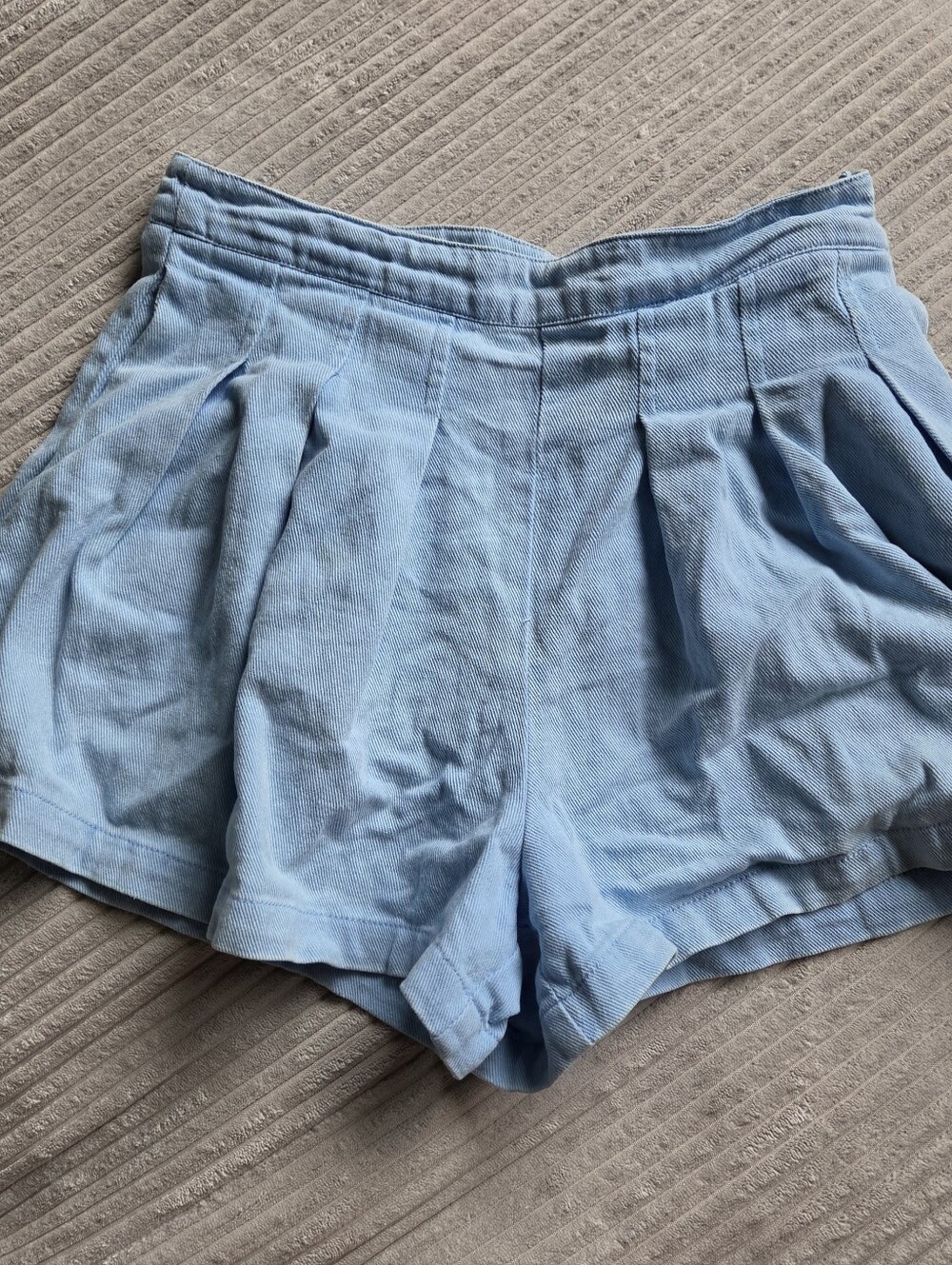 High Waisted Pleated Denim Shorts